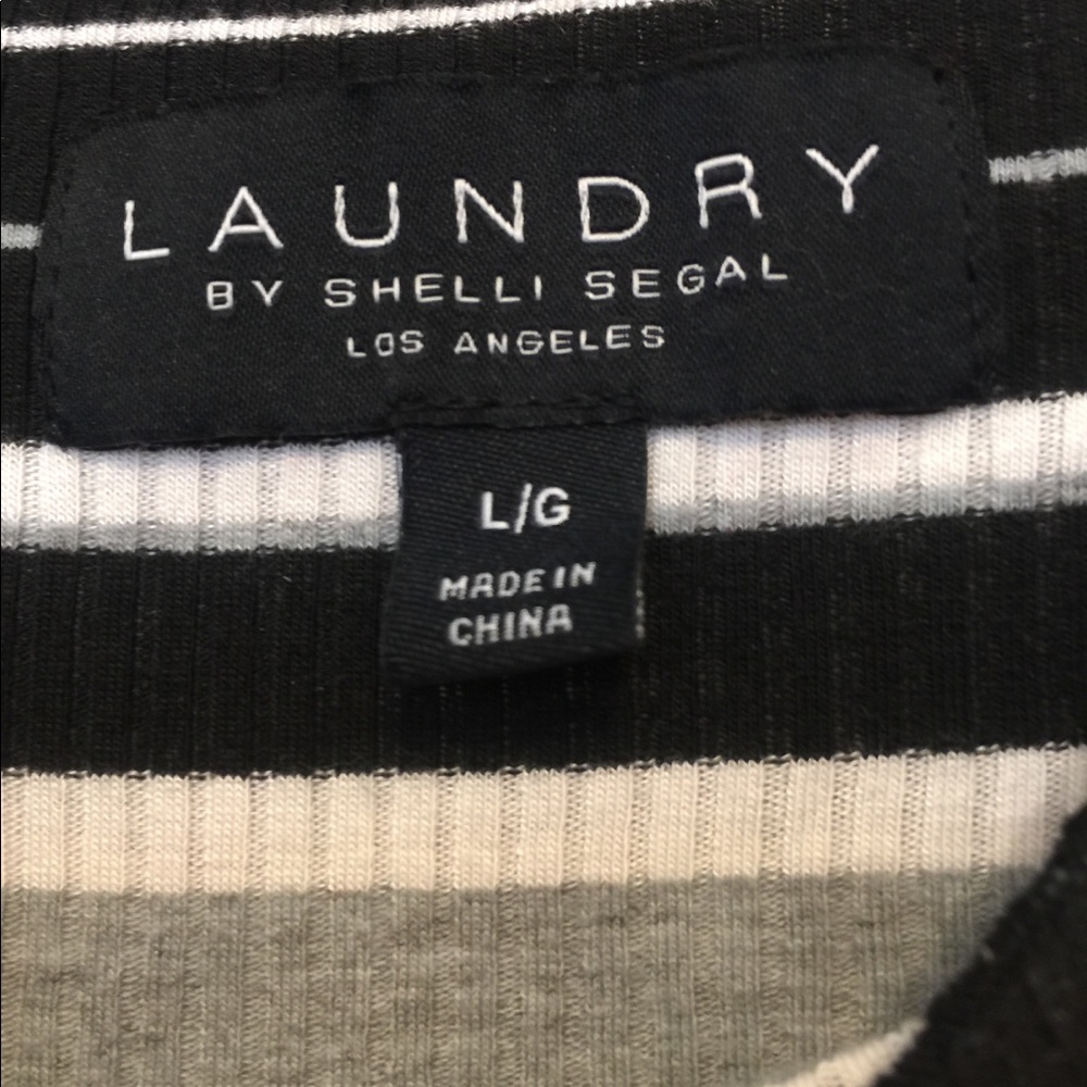 Laundry - Picture 2 of 2